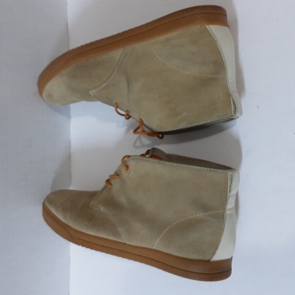 CLAE men\'s suede boots size 11.5 cream lace up style main image 4